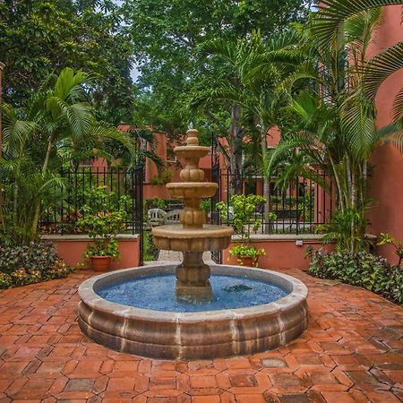 קוזומל Hacienda San Miguel Hotel & Suites מראה חיצוני תמונה