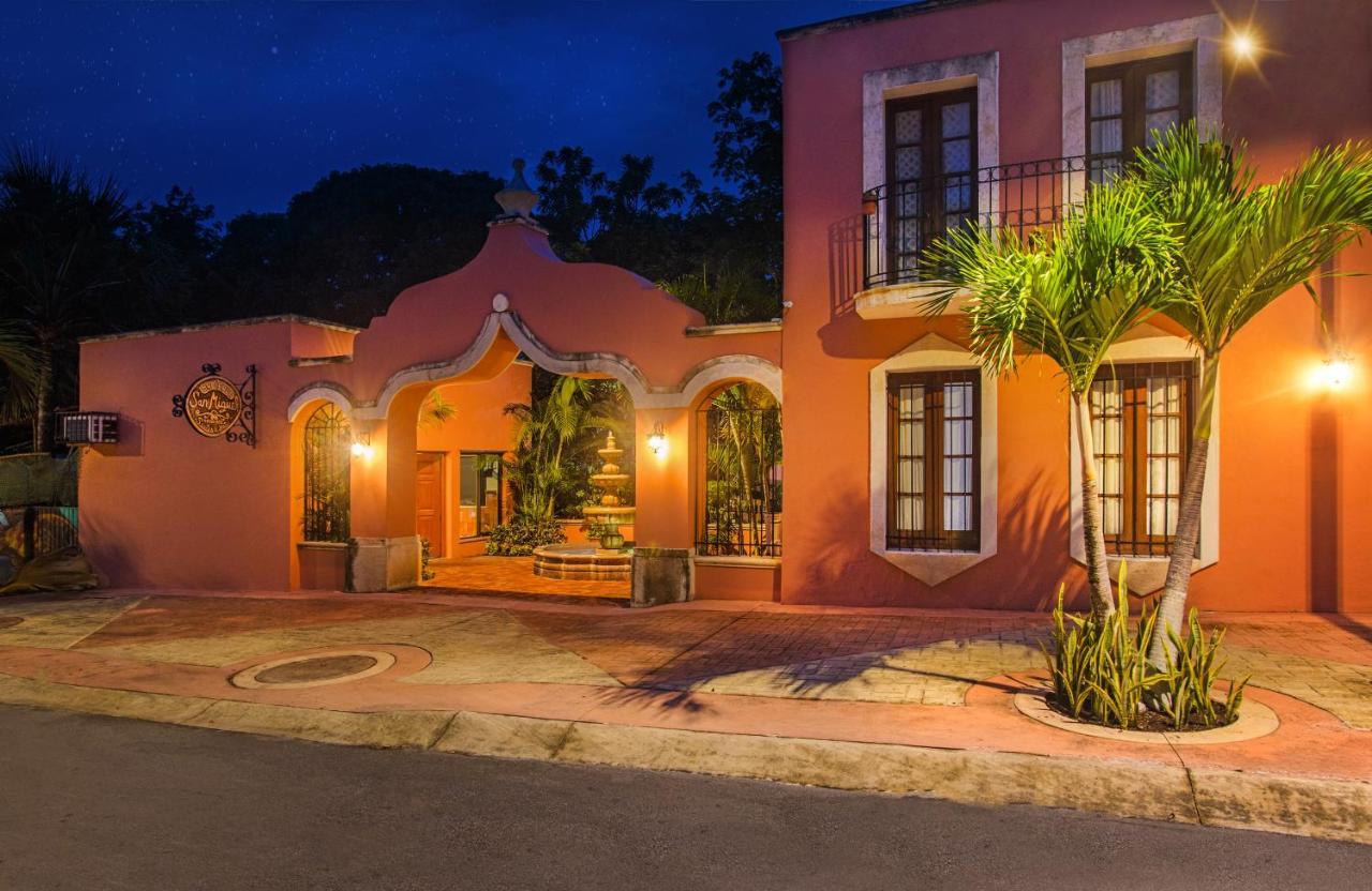 קוזומל Hacienda San Miguel Hotel & Suites מראה חיצוני תמונה